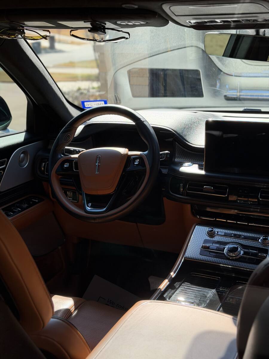 Lincoln Navigator interior after detail